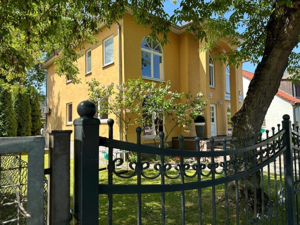 Hera Office